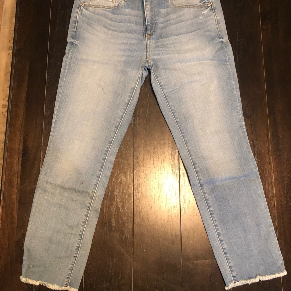 Brand new modern skinny jeans!